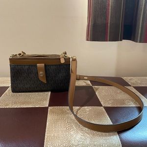 Michael Kors purse